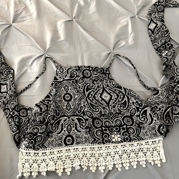 Abercrombie Open Back Tie Tank Top - Picture 1 of 3